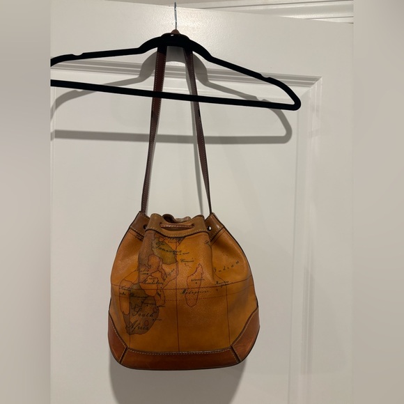 Vintage Map Print Drawstring Bucket Bag - Picture 6 of 9